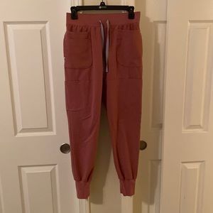 Figs joggers XS chalk pink